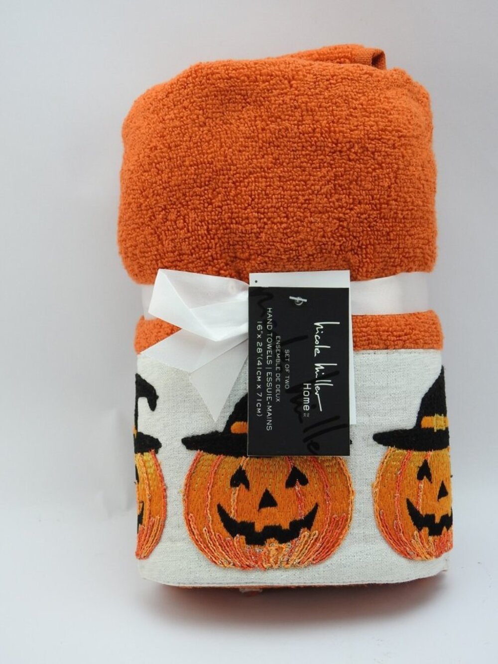 Nicole Miller Halloween Pumpkin Orange Hand Towels Set Of 2 Embroidered NWT